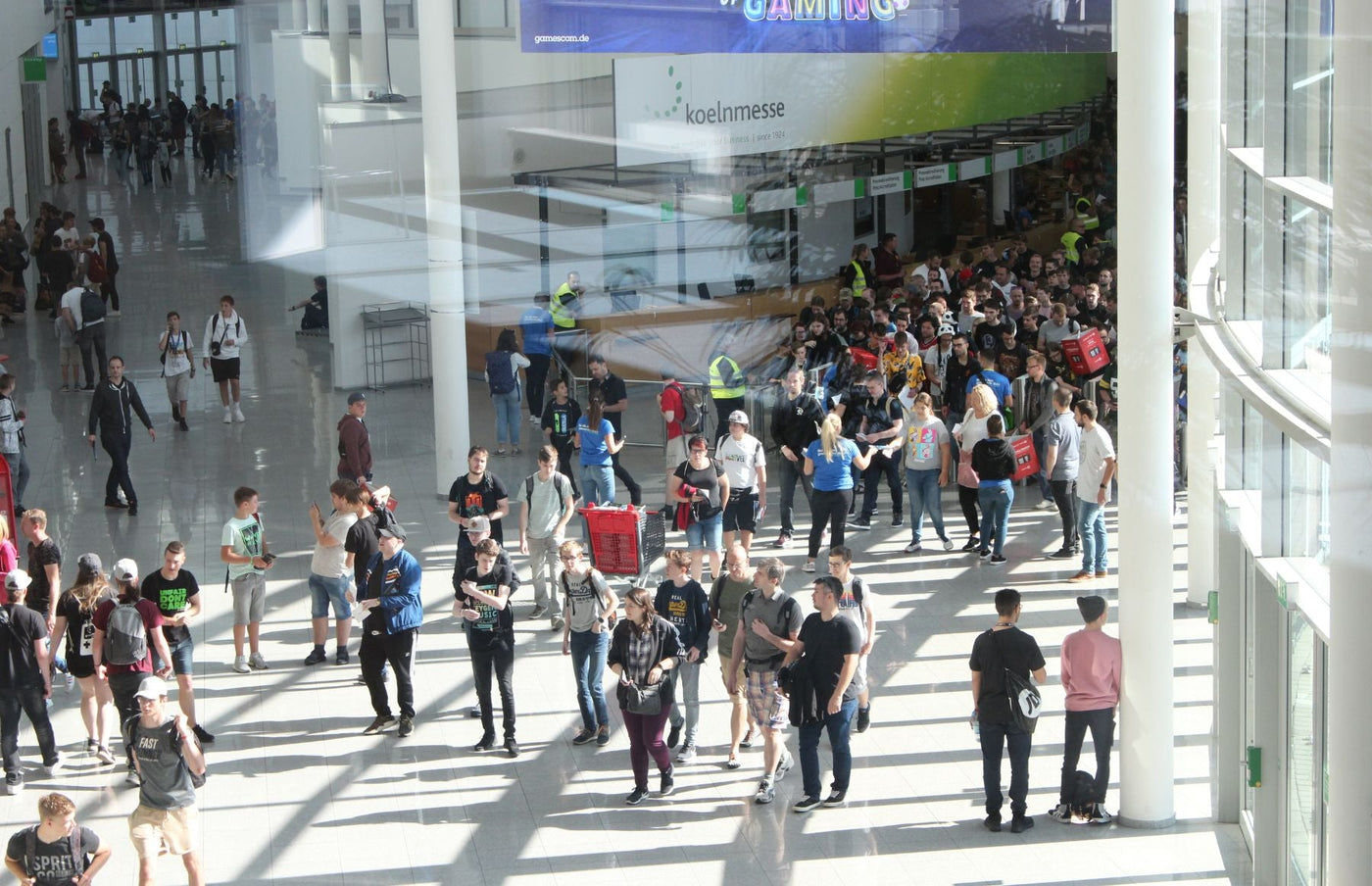 7 Steps to Create an Effective Crowd Control Plan - Crowd Control Warehouse