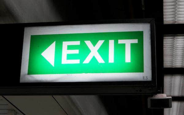 Using Crowd Control Signs to Save Your Business Time & Money - Crowd Control Warehouse