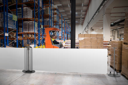 Plain Dual Mobile Stanchion