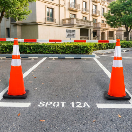 Retractable Traffic Cone Bar - Crowd Control Warehouse