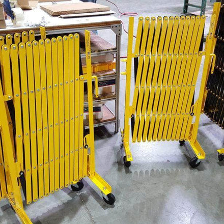 Aisle-Guard Portable Expandable Barricade