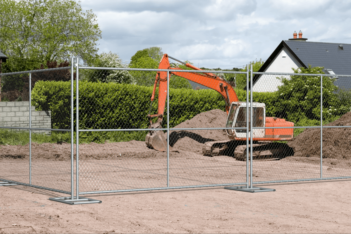 6x10 Foot Chain Link Fence Panel - Trafford Industrial – Crowd 6x10 Foot Chain Link Fence Panel - Trafford Industrial – Crowd
