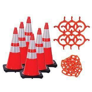 C3 28 in. Traffic Cone and Chain Kit