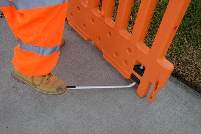 ADA Compliant Traffic Barricade Wall - Crowd Control Warehouse