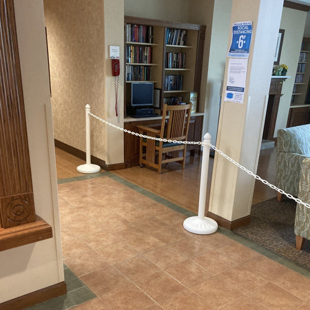 Medium Duty Plastic Stanchion Posts and Chain Kit with (6) Posts and 50 Ft. of Chain - Montour Line - Crowd Control Warehouse